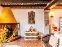 Villa Colonial Coyoacán Hôtels à proximité de : Centre commercial Oasis Coyoacán