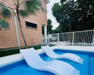 Tropical Oasis with Private Pool and Kayaks - Gorgeous Escape