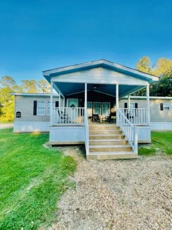 Game Room and Large Yard for Fun - Spacious Family Haven