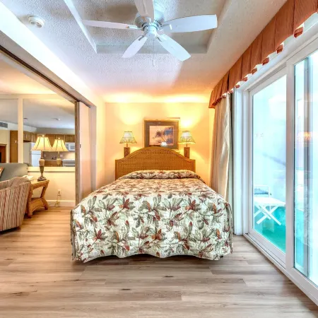 Destin Holiday Beach Resort