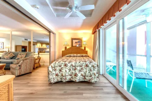 Destin Holiday Beach Resort