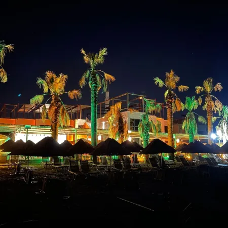 Grand Cennet Beach Hotel