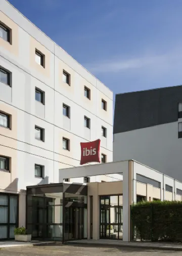 Ibis Bourges