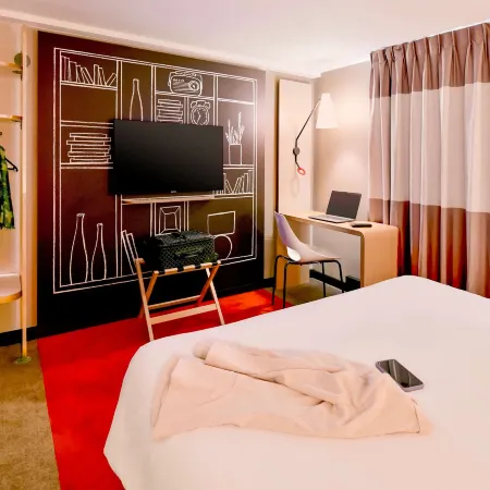 Ibis Brest Kergaradec Aéroport