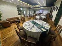 Roma Hotel Restaurant - فطور