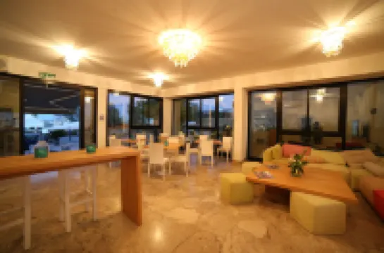 โรงแรม แฟนตินี คลับ