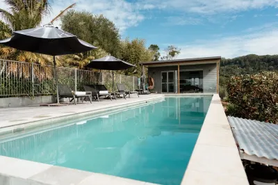 Potager House Hotels in Carool