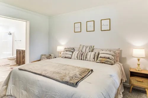 Screened Porch: Family-Friendly St Stephen Retreat - Homestays
