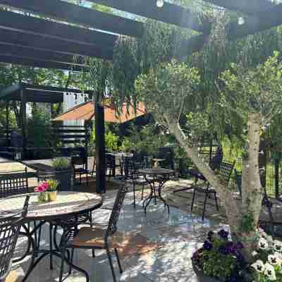 Plitvice Falls Cottage Hotel Exterior