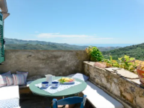 Bella Vista (Dol284)