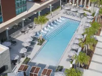 Hilton Jacksonville at Mayo Clinic - Pool
