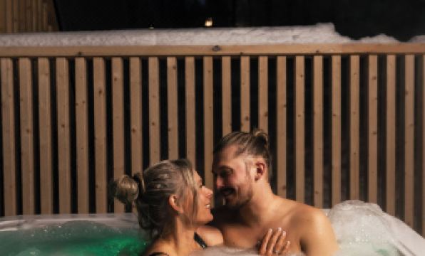 Lapland Glow Hotel Chalets