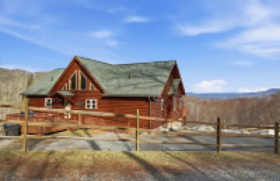 Long Range Views + Serenity! 4 BR Cabin with Hot Tub, Game Room, Fire Pit!