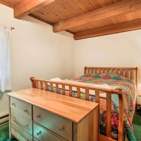 Cozy Bartlett Townhome < 3 Mi to Attitash Mountain