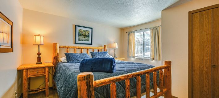 Timberbrook Village Condo Community Pool, Hot Tub Hoteles en Condado de Iron