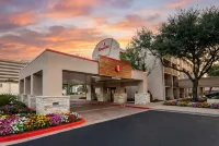 Ramada by Wyndham Austin South - balcony