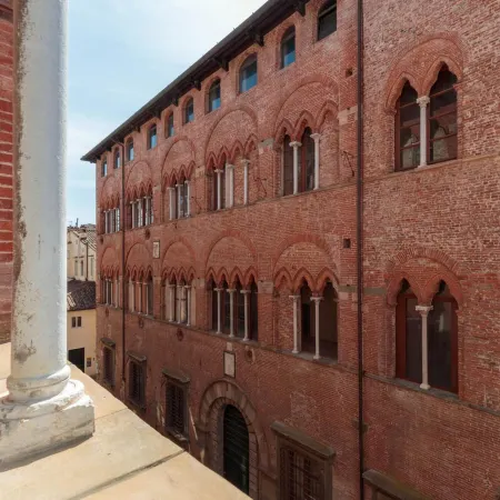 The Medieval Penthouse, Indulge Among History in a Luxury 5 Bedrooms Apartment