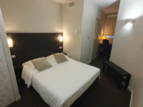 Ruthenium Hotel Hoteles en Rodez