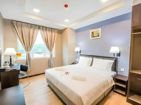 InHotel Inanam Hotel dekat Kota Kinabalu City Mosque