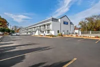 Rodeway Inn Hotels in Mecklenburg County