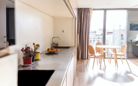 Edmond Vibes Barrio de Salamanca Hotels near Lista Metro Station