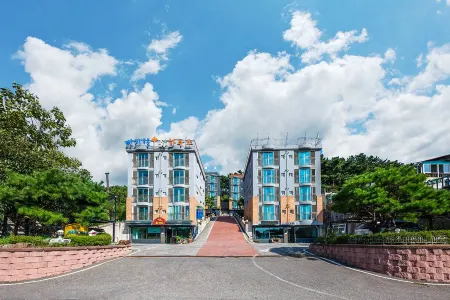 Eurwangni Beach Hill View House Pension