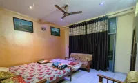 MAHAKALI HOMESTAY - Balkoner
