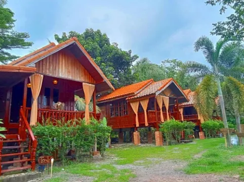 Teak House Lanta