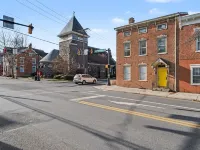 Heart of Downtown Gettysburg - Walk to Shops, Dining & Historic Sites 게티즈버그 호텔