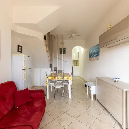 Apartment with Air Conditioning and Sea Views