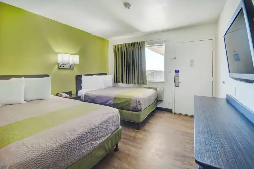 Motel 6 Douglas, AZ - 2-Star