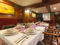 Hotel Benedicta Các khách sạn gần Cung thể thao Mexico Arena