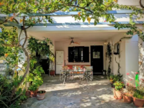 Ferienwohnung Zwischen Orangenbäumen in Sehr Ruhiger Lage, 2km vom Meer Entfernt