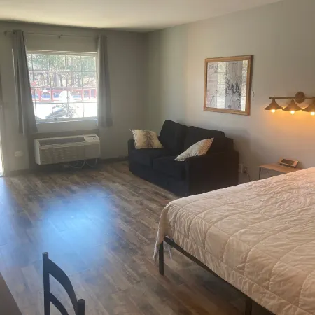 Gold Suites Rentals