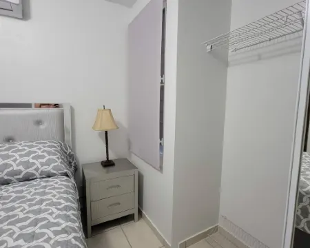 Casa María 2BR Apt with terrace Hotels in Levittown