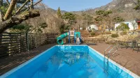 Ganghwado Beverly Hills Pension - Bungalows