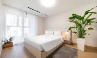 Archieve 4H hotel Busan Hotel berhampiran Jalan Bertema Emas