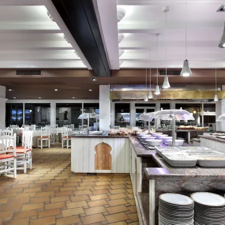 Hotel Abades Benacazon