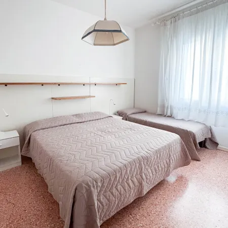 Spacious seafront stay in Jesolo
