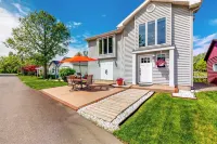 The Boat House w/ Dock: Enjoy Lake Life! - Country Houses