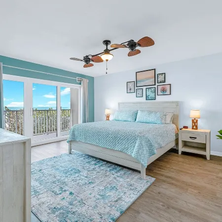 Boardwalk 205