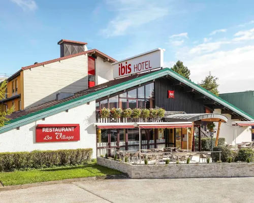Ibis Pontarlier โรงแรมในดูบส์