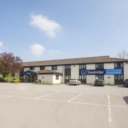 TRAVELODGE BRIDGEND PENCOED