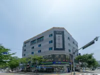 Busan Jeonggwan Hotel Seven Bricks Jeonggwan Catholic Church周辺のホテル