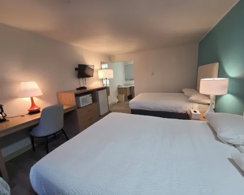 Howard Johnson by Wyndham Hinton Hotels in Hinton