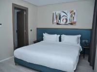 Privilège Oasis Hôtel Hotels near مسجد الفتح، عين الشق، الدارالبيضاء.