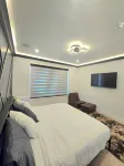 Serene Dwelling Home-4 Bedroom,pool Table Near YEG