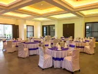 Yashshree Sanderling Mall Road