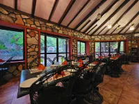 Tiger Moon Resort - Kitchens