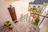 Charming Haven on the Portuguese Riviera - 2 Sao